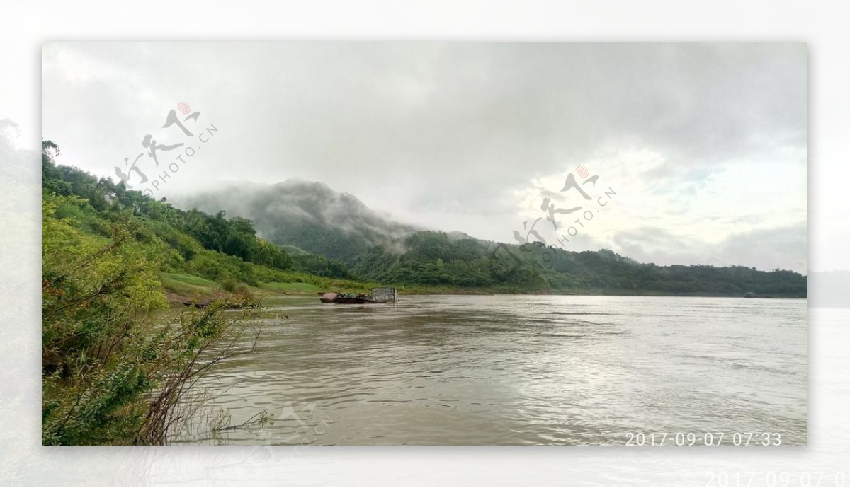 广西大藤峡入口勒马古渡风景