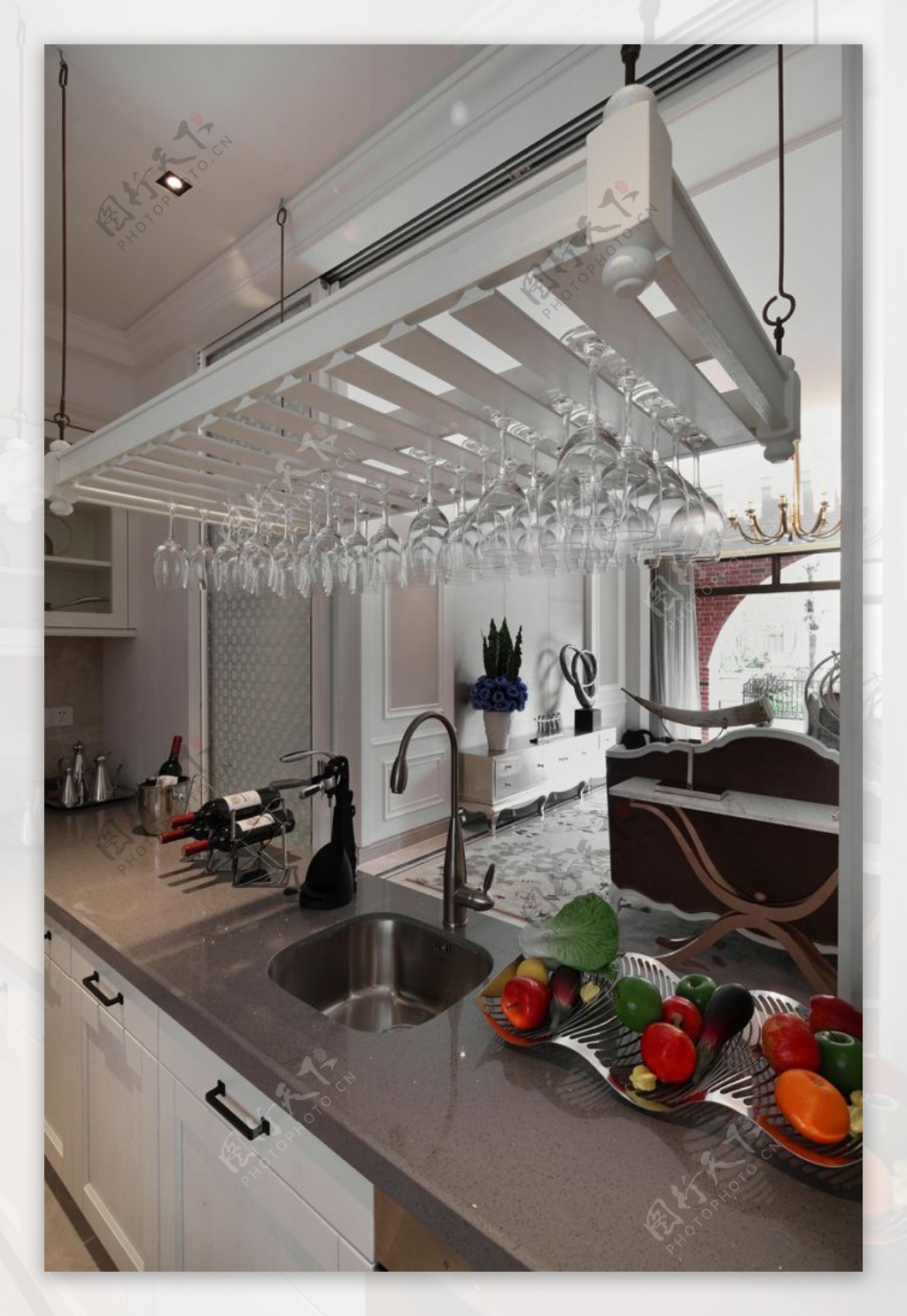 现代简约厨房洗菜池效果图