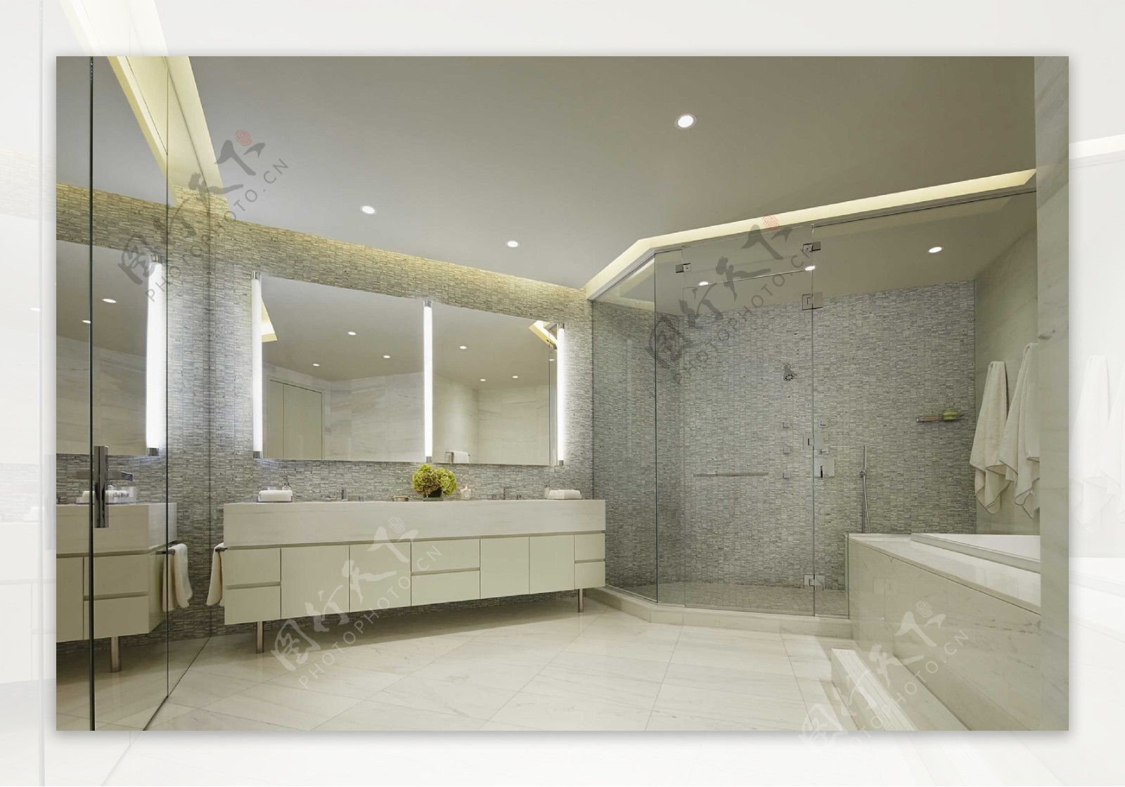 时尚卫生间瓷砖淋浴房装修效果图