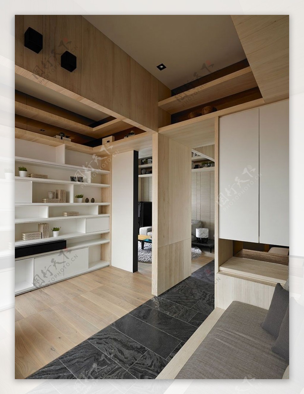 木制朴素现代室内装修效果图