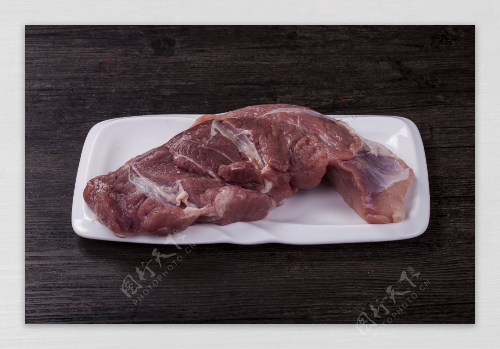 实物图摄影图新鲜牛肉1