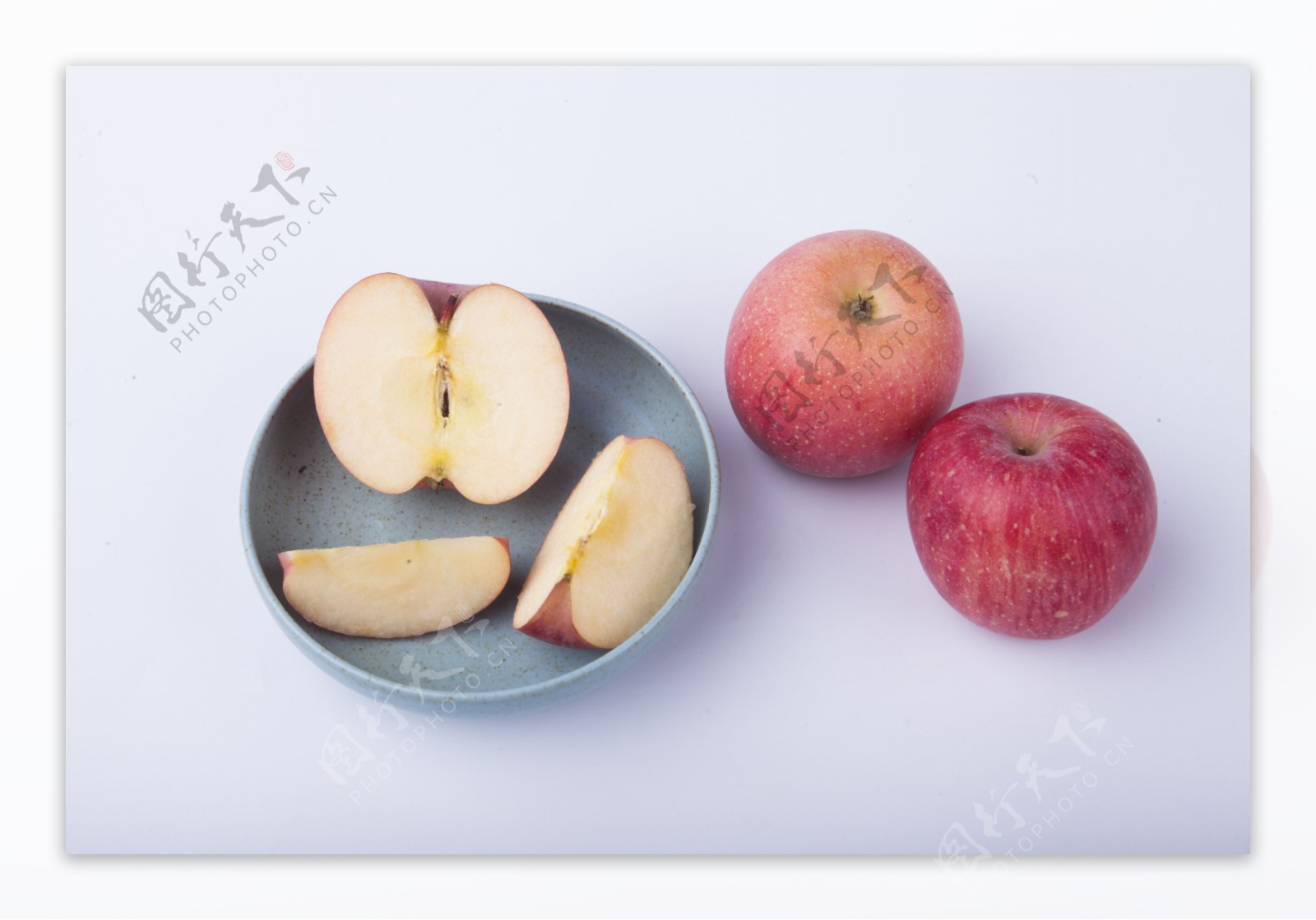 新鲜苹果实物图摄影图1