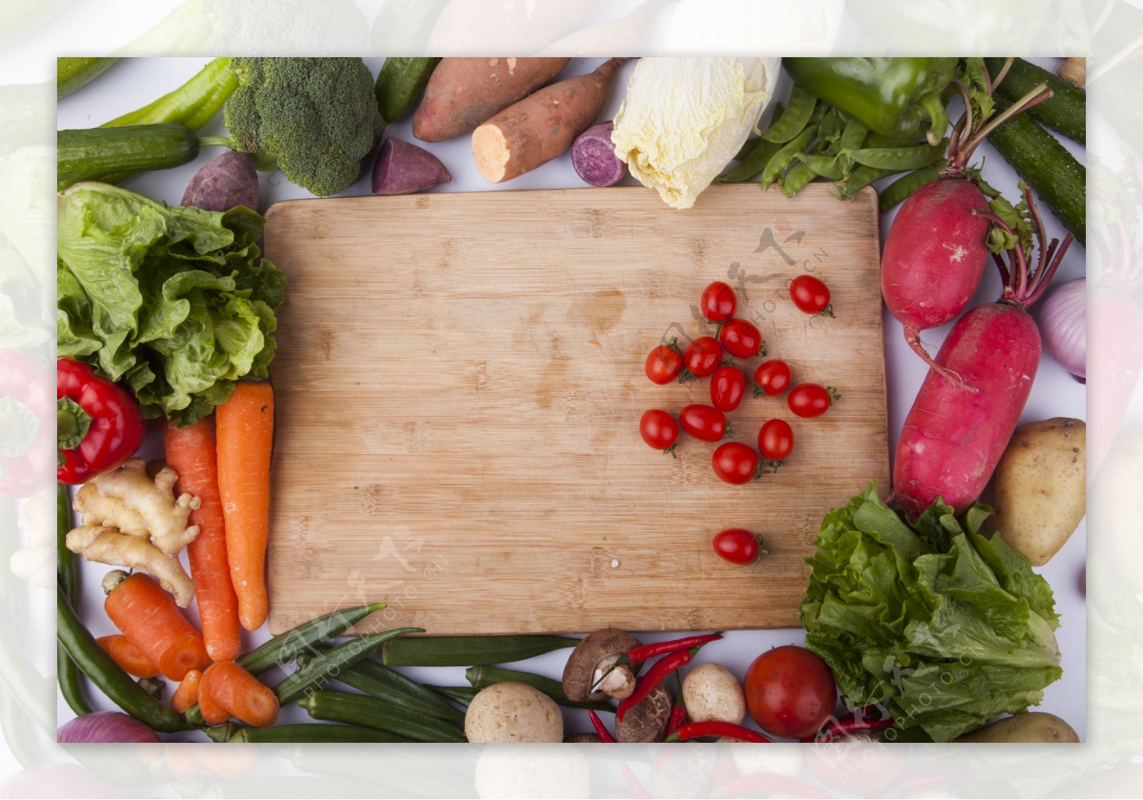 实物图摄影图各种新鲜蔬菜及切菜板