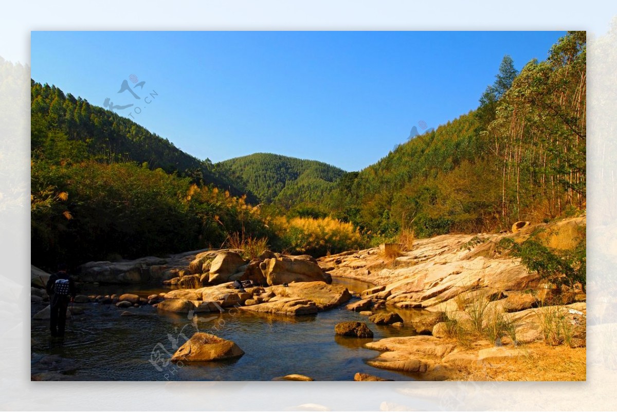 山间小溪流自然风景自然风光