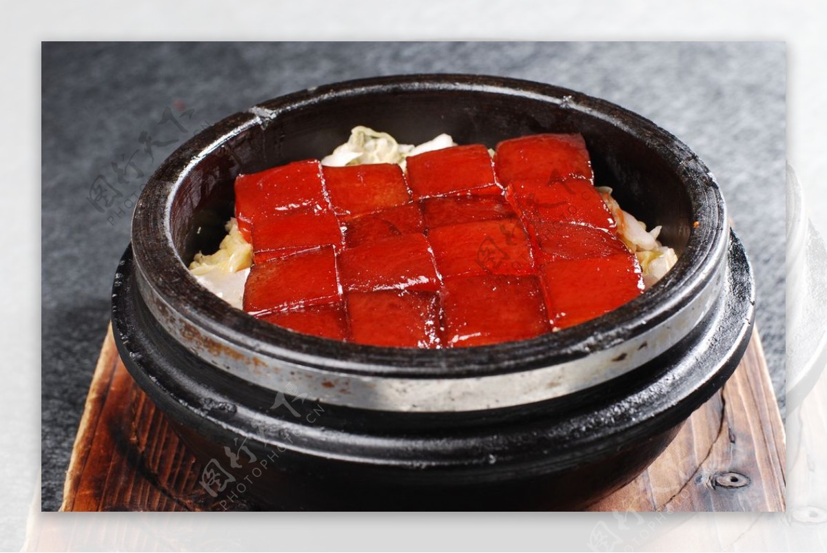 石锅酒香肉
