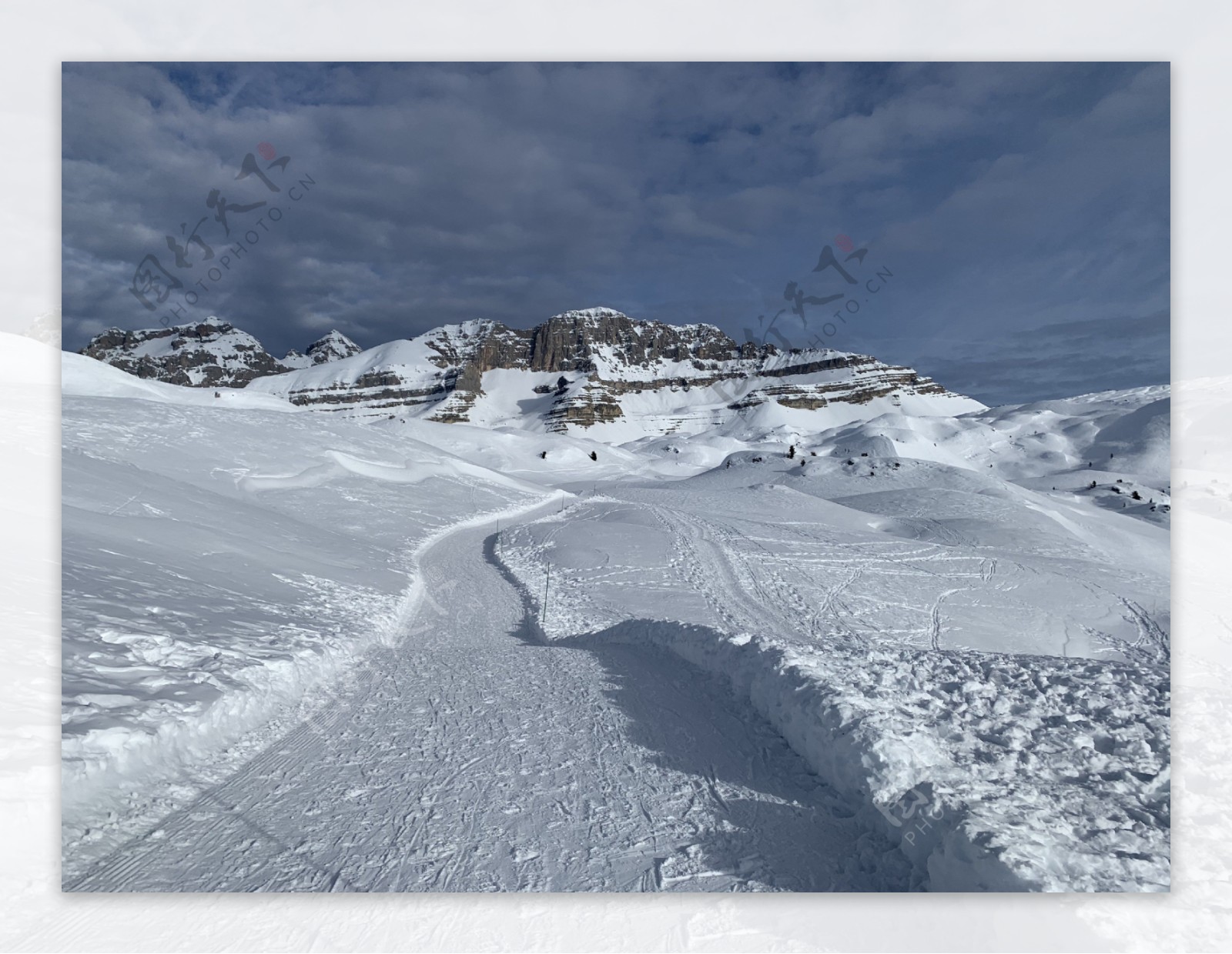 雪山