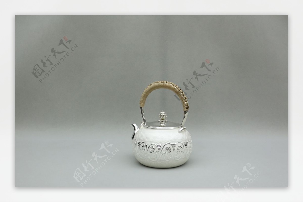 银壶茶壶