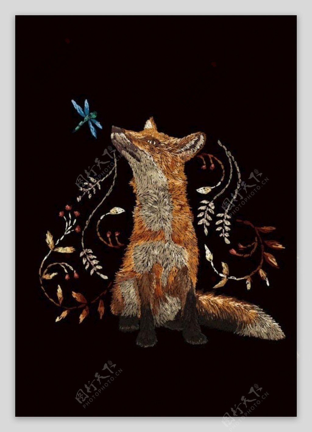 狐狸绣花服装图案T恤