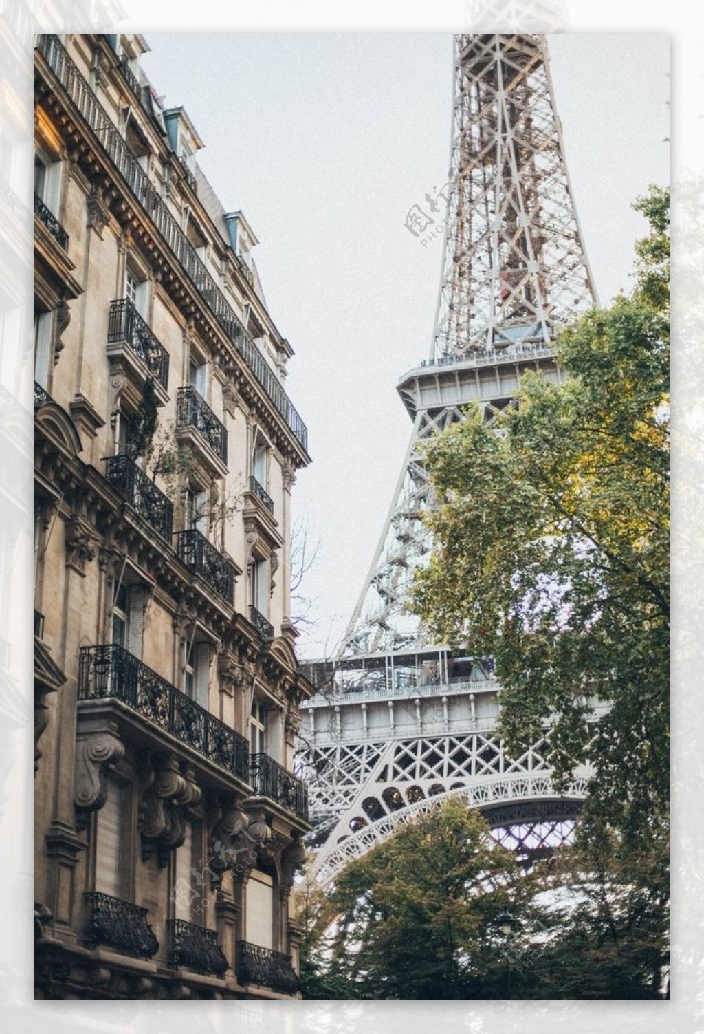 法国巴黎城市建筑大楼背景素材