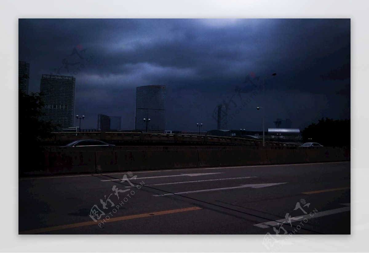 风雨恶劣天气台风天空摄影素材