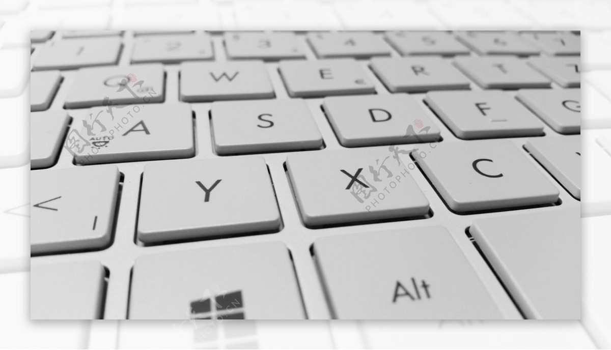 键盘图银色键盘图片