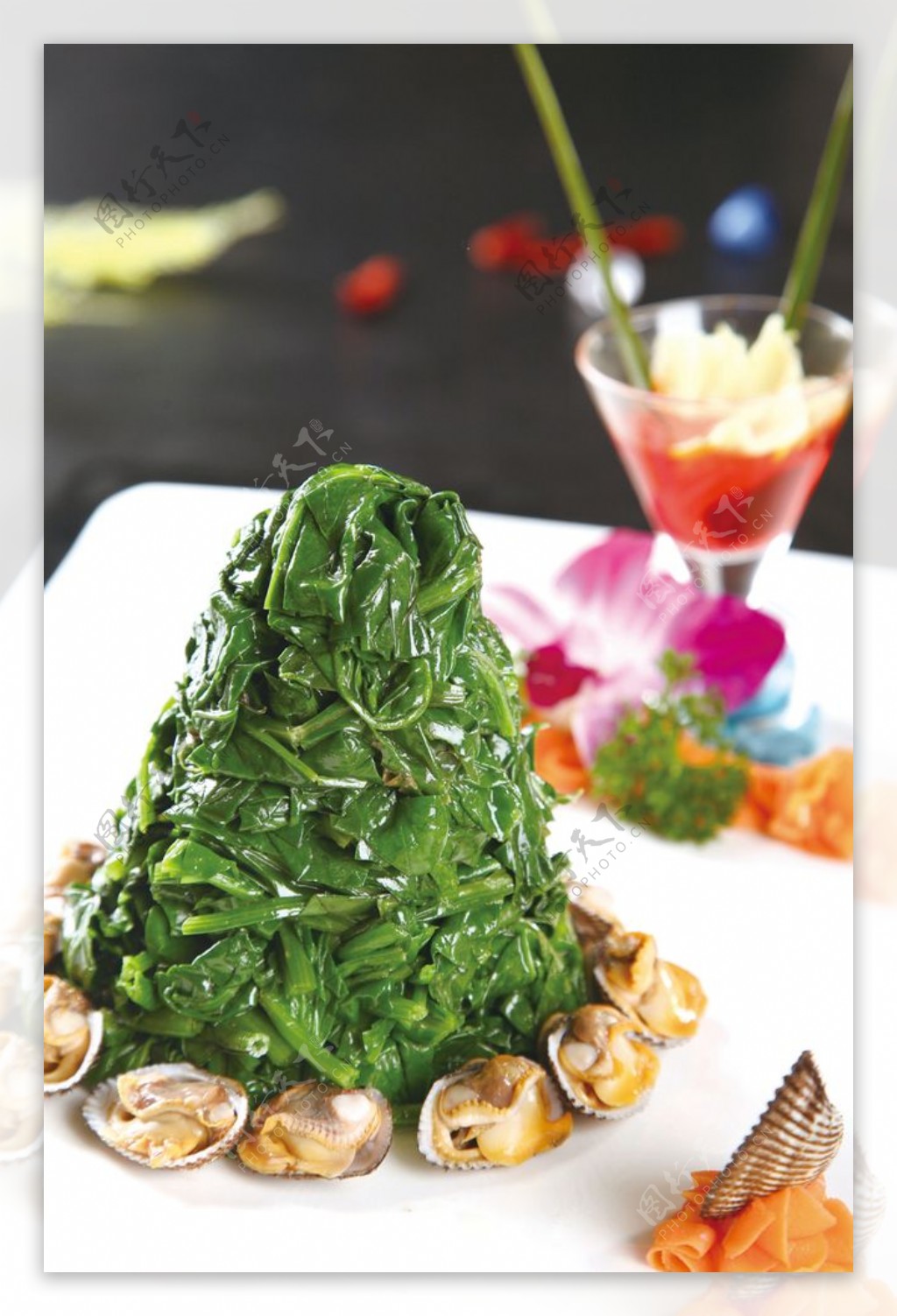 菠菜拌毛蛤图片