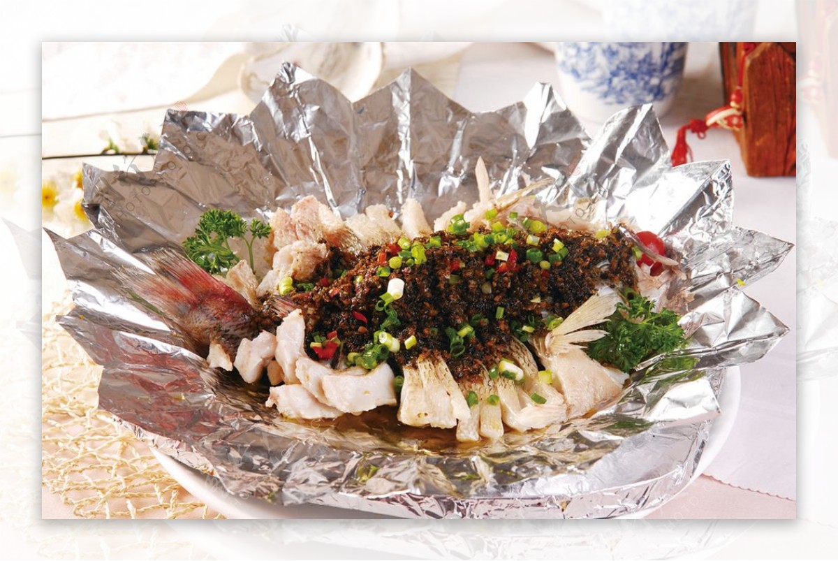 酸菜锔鲈鱼图片