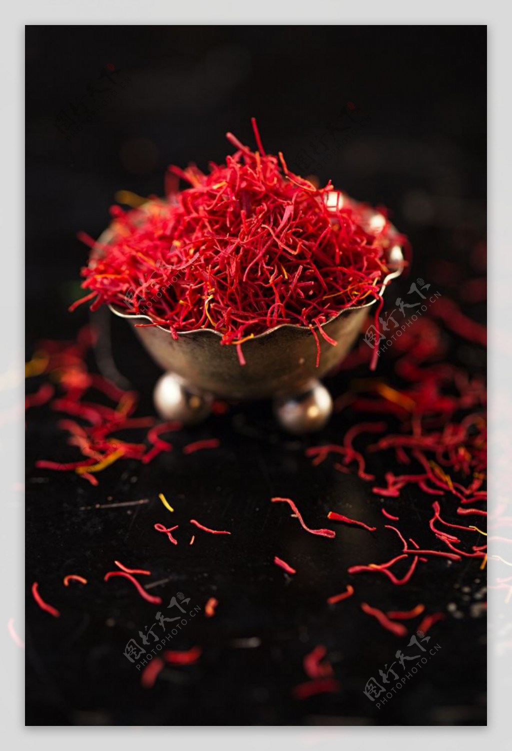 藏红花养生补品背景海报素材图片