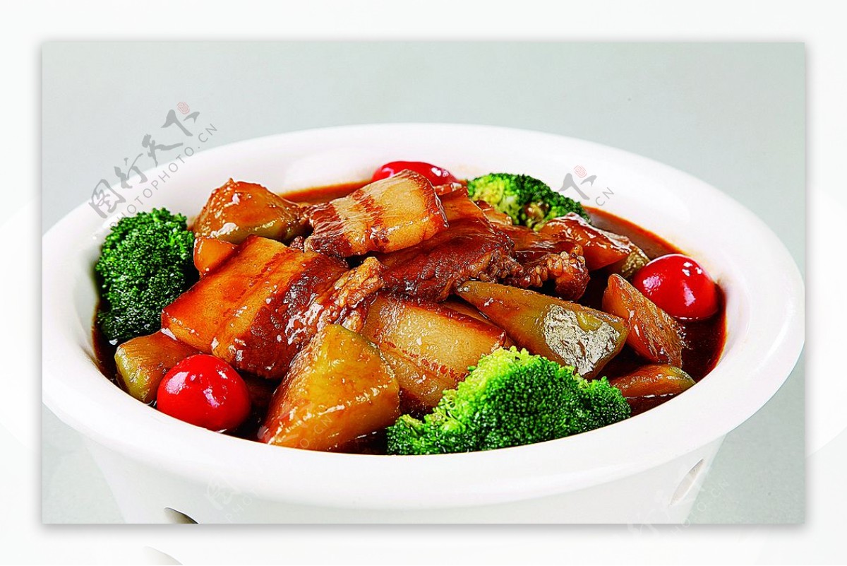 浙菜萝卜焖罐肉图片
