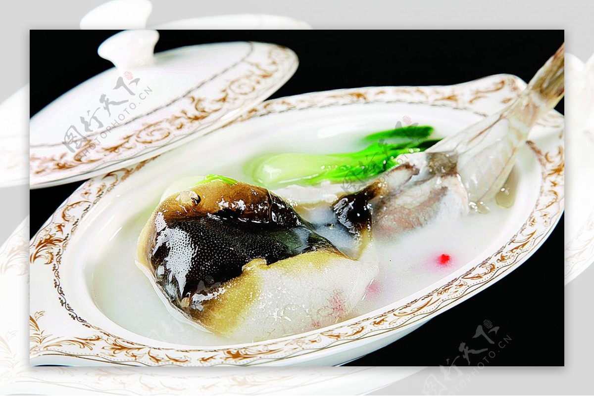 浙菜奶汤鲅鱼图片