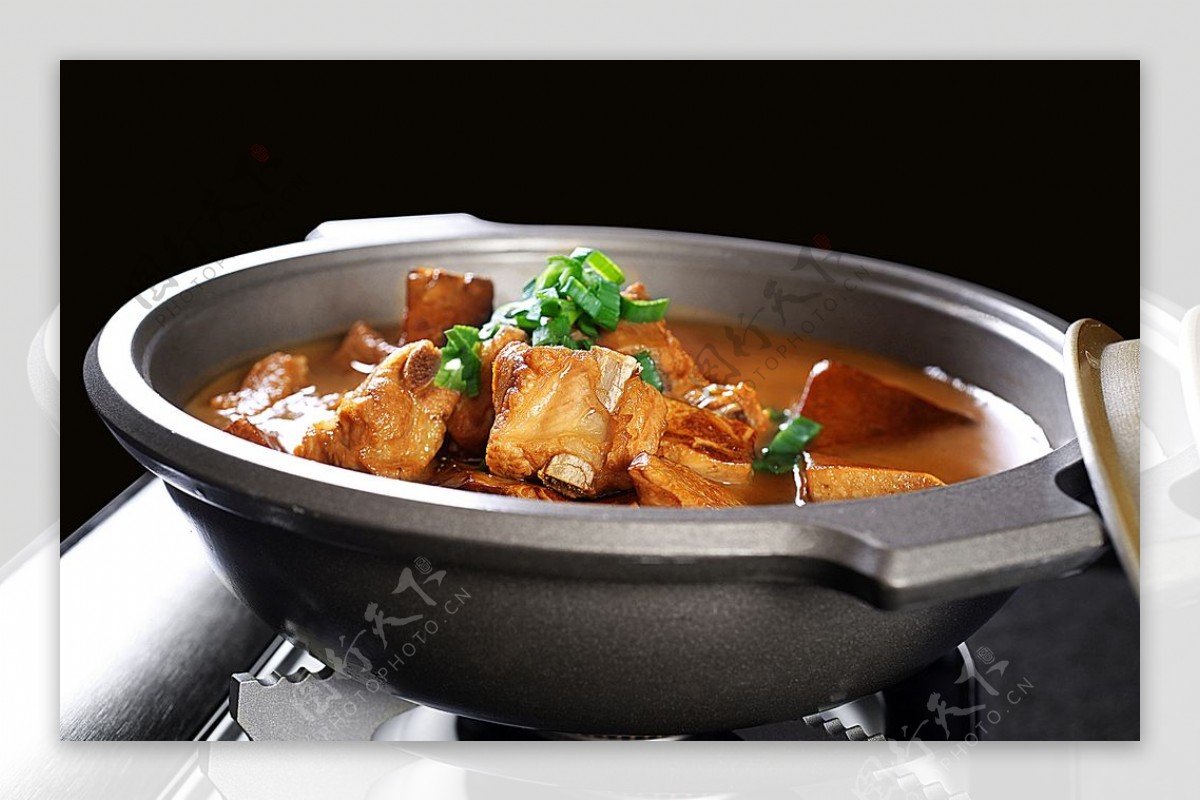 上海菜马桥豆腐煲排骨图片