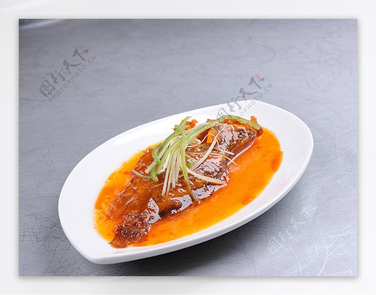 鄂菜红烧汉江小桂鱼图片
